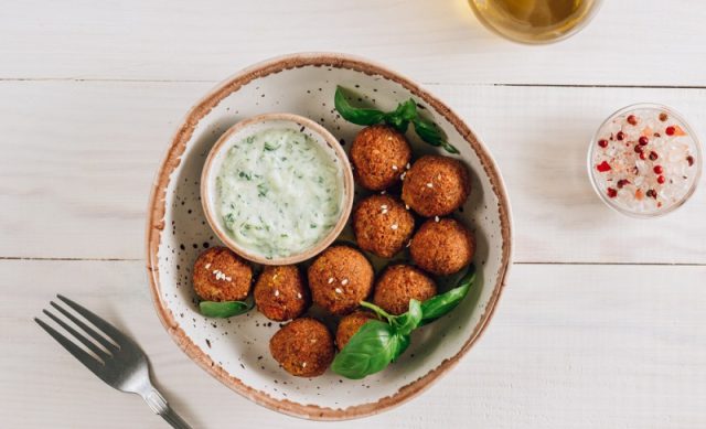 Tureckie potrawy vege - falafel